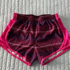 Nike Women's Vibrant Pink and Black Patterned Shorts